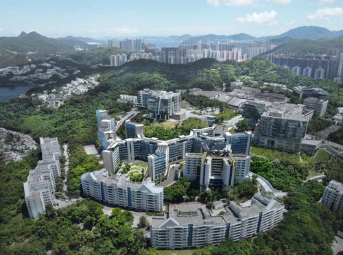 扎哈事務(wù)所新作 香港科技大學(xué)校舍——屋頂上的交通與頂超瞰科技